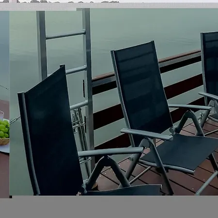 Cozy Ship In With Wifi Hotel en barco Neustrelitz