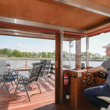 Cozy Ship In With Wifi 3*